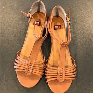 EUC BC Footwear, Sable/Tan sandals, sz 7